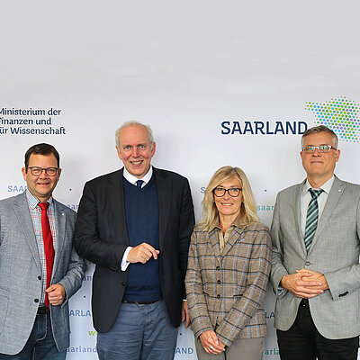 Leitung und Geschäftsführung des zfhs und Jakob von Weizsäcker