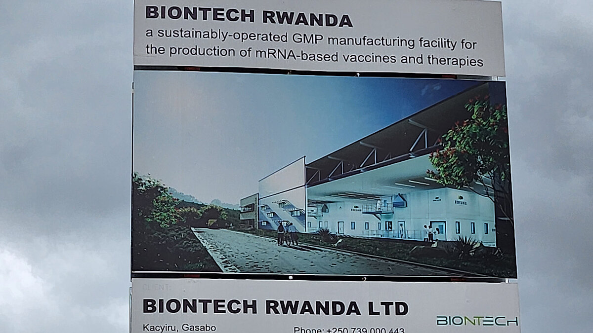 Plakat Biontech Rwanda Ltd.